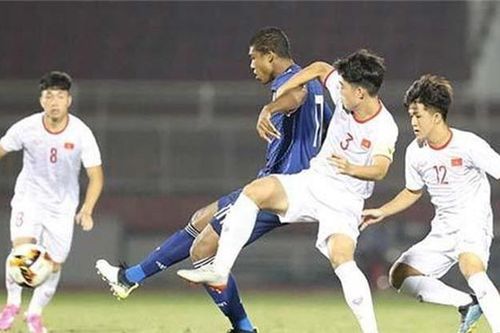 HLV U19 Việt Nam: 'Đừng chỉ nhìn 15 phút cuối để đánh giá chúng tôi'