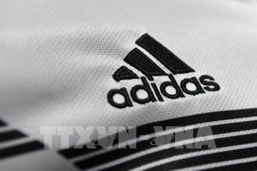 Adidas sẽ di dời hoạt động sản xuất sang các nước châu Á