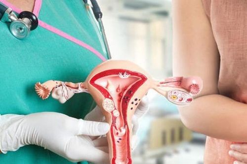 Phụ nữ ngoài 45 tuổi ít xét nghiệm sàng lọc có nguy cơ cao bị ung thư cổ tử cung