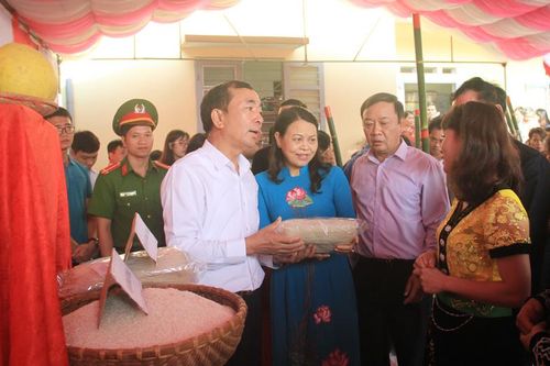 Tưng bừng Ngày hội Đại đoàn kết toàn dân