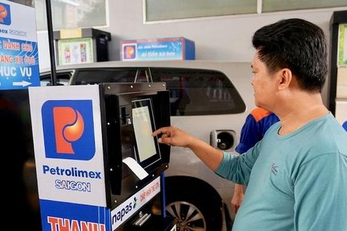 Giải pháp 'Bán hàng tự động tại CHXD' của PIACOM đạt giải 'Đổi mới, sáng tạo phát triển doanh nghiệp'