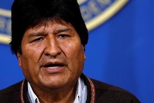 Tổng thống Bolivia từ chức do sức ép từ biểu tình