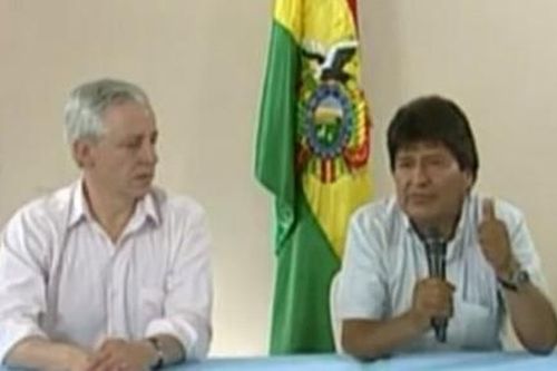 Phe đối lập phát lệnh bắt cựu tổng thống Bolivia