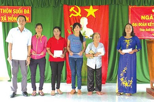 Bình Thuận: Tưng bừng Ngày hội Đại đoàn kết toàn dân tộc thôn Suối Đá