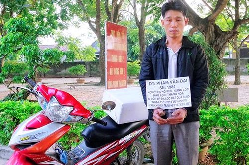 Vận chuyển trái phép 1.000 kíp nổ