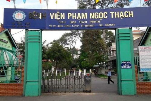 Nhiều bệnh viện tuyến trên ở TP HCM quá tải
