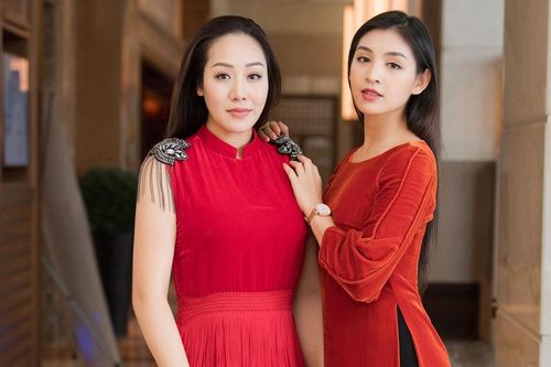 Tái xuất sau khi sinh con, Ngô Phương Lan rạng rỡ thử đồ để dự show thời trang