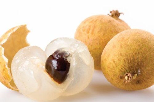 Hóc hạt nhãn, bé trai 2 tuổi tử vong