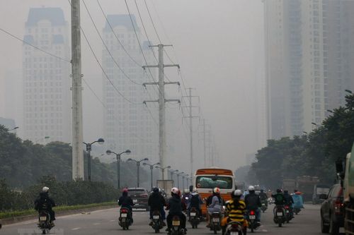Hình ảnh buổi sáng của thủ đô Hà Nội mù mịt ô nhiễm không khí