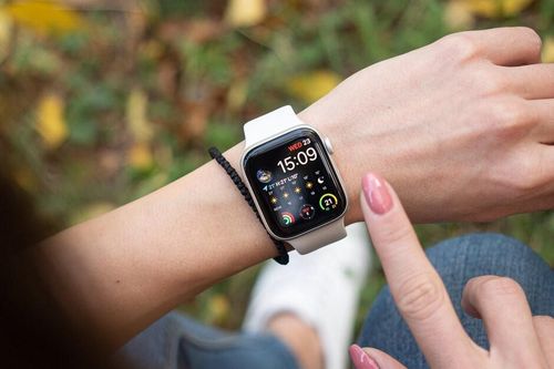 Apple Watch Series 6 sẽ có màn 'lột xác' ngoạn mục so với các phiên bản trước