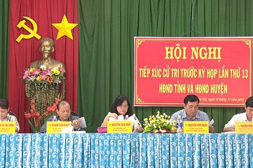 Phó chủ tịch UBND tỉnh Nguyễn Hòa Hiệp tiếp xúc cử tri tại Nhơn Trạch