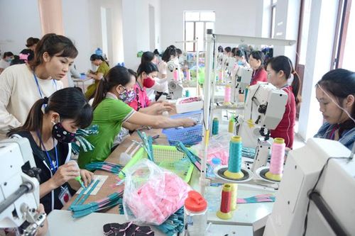 Bài cuối: Đẩy mạnh các dự án công nghiệp mới