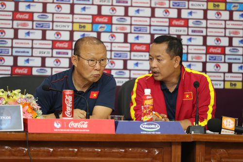 HLV Park Hang-seo: UAE là đối thủ mạnh