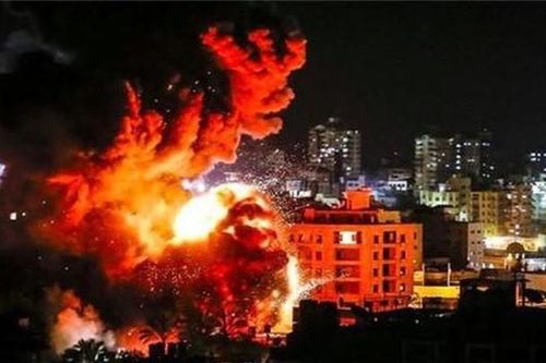 Palestine phóng loạt rocket, hệ thống 'vòm sắt' của Israel 'gồng mình' đáp trả