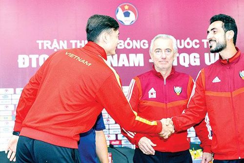 20 giờ 14-11, Việt Nam - UAE (VTC3): Có điểm!