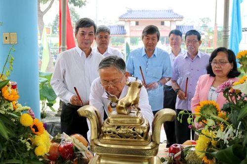 Lễ giỗ ông, bà Tiền hiền Nguyễn Tú