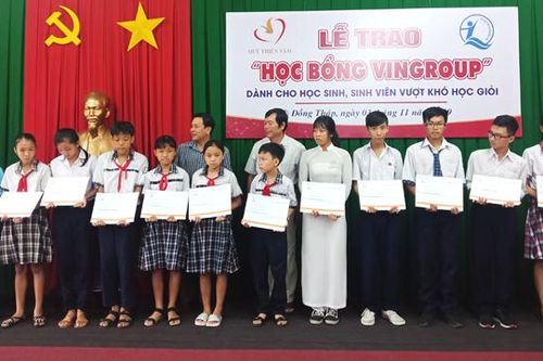 Vận động 2,4 tỷ đồng trợ giúp trẻ em