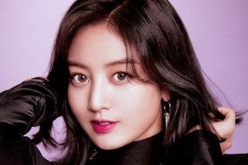 Những nữ thần tượng Kpop có má phúng phính