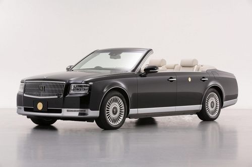Nhật hoàng Naruhito dùng Toyota Century mui trần trong lễ đăng quang