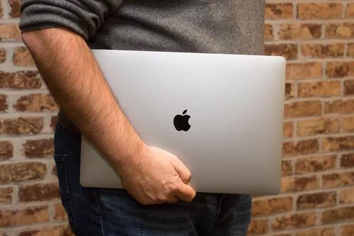 MacBook Pro bản 6.000 USD cấu hình ra sao?