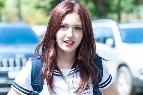 Sĩ tử Hàn Quốc bước vào kỳ thi đại học căng thẳng