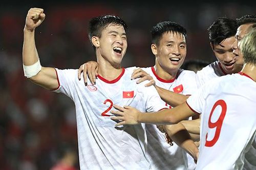 Việt Nam vs UAE (20h00 hôm nay): Khách 'cóng' ở Mỹ Đình (VTV5, VTC1 trực tiếp)
