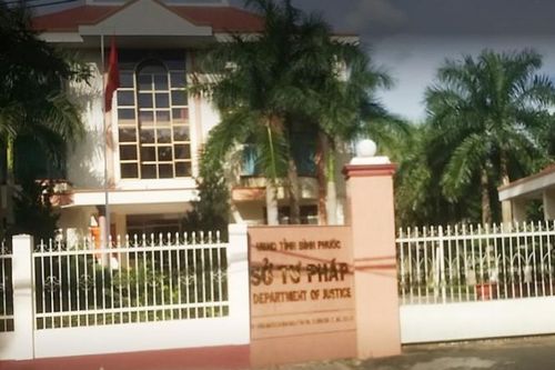 Giám đốc Sở Tư pháp hợp thức hóa sai phạm trước khi nghỉ hưu?