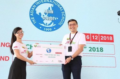 Trường Quốc tế Á Châu 3 năm liên tiếp 'Chạy vì trái tim'