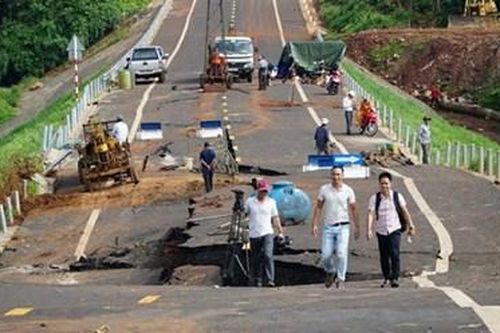 Công an vào cuộc vụ đường tránh gần 250 tỷ đồng bị nứt toác, sụt lún
