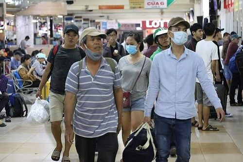Tặng hàng ngàn vé xe cho sinh viên, công nhân khó khăn về quê đón Tết 2020