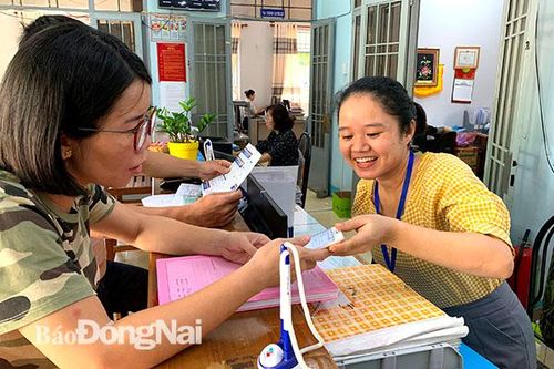 Hướng tới sự hài lòng của người dân