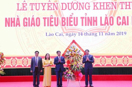 Tuyên dương, khen thưởng nhà giáo tiêu biểu năm 2019