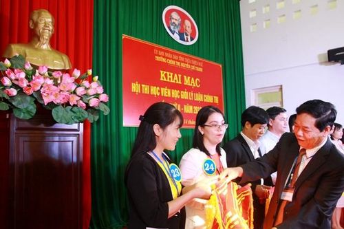 Chính trị - Xã hội Xây dựng Đảng 26 thí sinh tranh tài tại hội thi 'Học viên học giỏi lý luận chính trị lần thứ II'