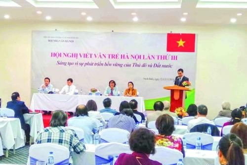 Trăn trở cùng văn chương trẻ Thủ đô