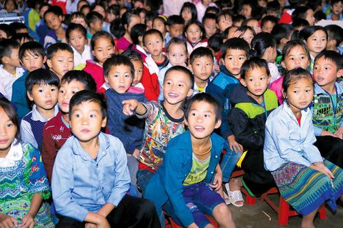 Cùng 'ghé vai' vì điện ảnh Việt
