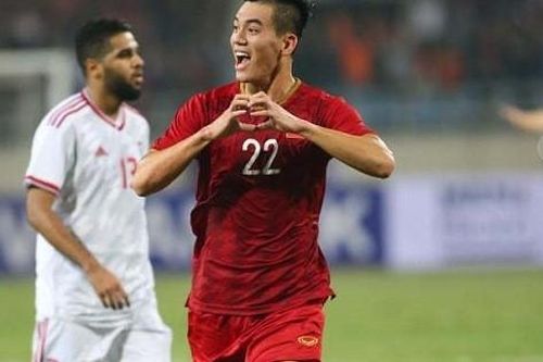 Việt Nam 1-0 UAE: Tiến Linh lập tuyệt phẩm, thầy Park đánh bại nhà Á quân World Cup