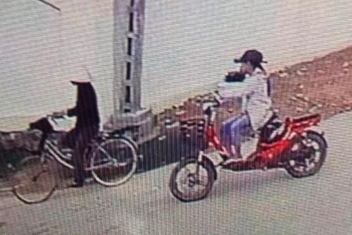 Nghệ An: Khởi tố và bắt giam bà nội sát cháu gái