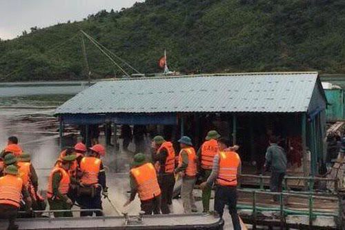 3 cán bộ đoàn cưỡng chế bị ném bom xăng