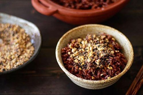 'Dùng thực dưỡng chữa ung thư là sai lầm'