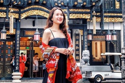 Theo chân á khôi Sinh viên VN khám phá đảo Hải Nam