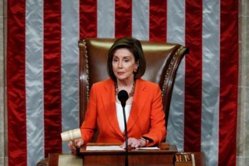 Nhà Trắng chỉ điểm bất thường trong cáo buộc 'ông Trump hối lộ'