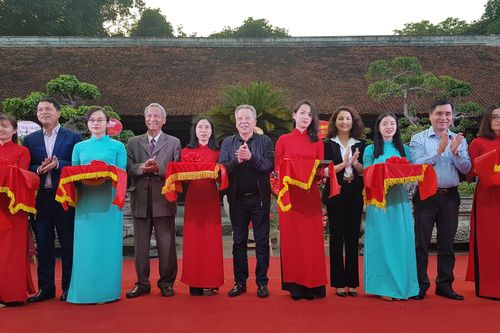 Hà Nội: Học sinh thích thú với khu trải nghiệm cùng di sản tại Văn Miếu - Quốc Tử Giám