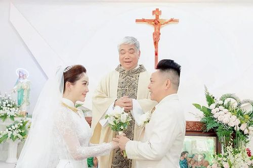 Vừa xong lễ cưới, Bảo Thy khoe được chồng cưng chiều như công chúa