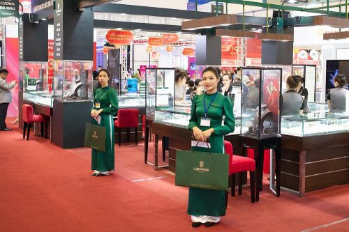 Lộc Phúc Fine Jewelry ưu đãi 30% tại Hội chợ Quốc tế trang sức Việt Nam 2019