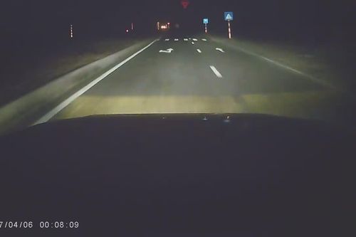 Kiểm tra, xử lý đơn vị thi công không cắm biển cảnh báo khiến ô tô lao xuống ao