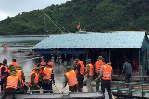 Đoàn cưỡng chế ở Vân Đồn bị ném bom xăng, 3 người bỏng