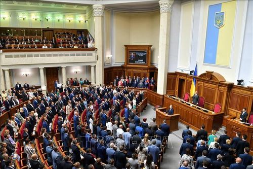 Ukraine thông qua ngân sách quốc phòng kỷ lục cho năm 2020