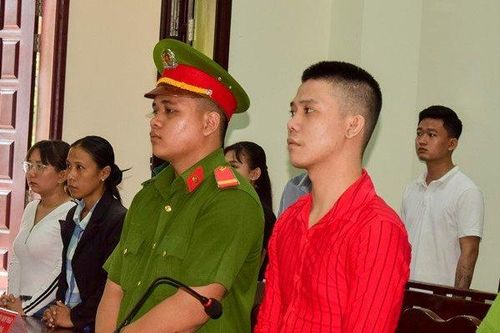 Giết mẹ trong cơn ngáo đá, bị cáo xin nhận án tử
