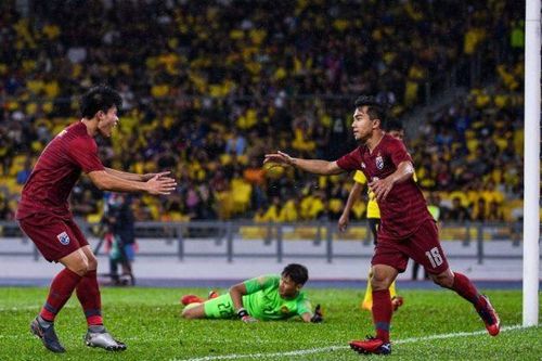 'Messi Thái' xin lỗi CĐV Thái Lan, hứa thắng ĐT Việt Nam