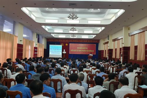 240 thanh tra viên được tập huấn nghiệp vụ kiểm soát tải trọng phương tiện